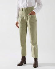 Load image into Gallery viewer, Etta Mom Jeans