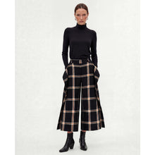 Load image into Gallery viewer, Fay Trousers